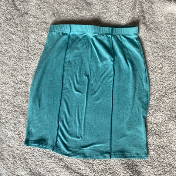 Blue Blush Los Angeles body con mini skirt - Picture 1 of 3